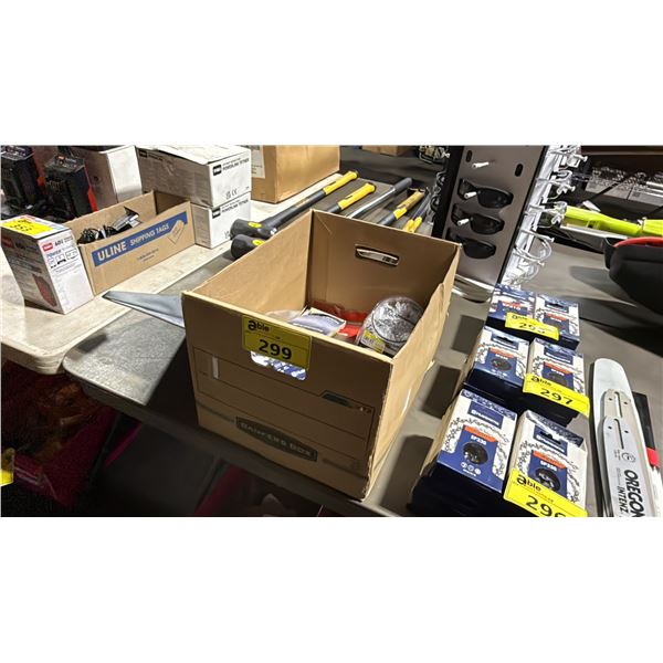 BOX OF ASSORTED CHAINSAW BLADES & SINGLE BLADE SCRAPERS