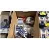 Image 2 : BOX OF ASSORTED CHAINSAW BLADES & SINGLE BLADE SCRAPERS