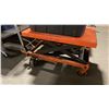 Image 2 : ORANGE MOBILE HYDRAULIC INDUSTRIAL SCISSOR LIFT CART