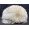 Image 3 : Kates Boutique Canada Fox Fur Hat with Original Box, Size Small