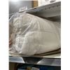 Image 3 : Queen Plush Mattress Topper White 60x80 Inch