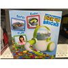 Image 3 : Pick Up Bricks Toy Vacuum Cleaner Set