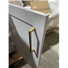 Image 4 : White Cabinet With Damaged Countertop 29x18.5x35in