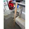 Image 2 : Lot of 5 VALU+ Screw in wooden replacement broom handles