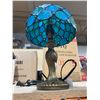 Image 4 : 14" Blue Stained Glass Table Lamp with Cord
