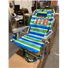 Image 4 : Rio Brands Striped Folding Backpack Beach Chair
