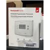 Image 2 : Honeywell RTH221B Programmable Thermostat