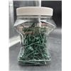 Image 3 : Hillman 8x3 Green Deck Screws 250pcs