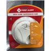 Image 2 : First Alert Smoke Alarm 9V Battery Included