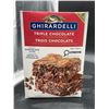Image 2 : Ghirardelli Triple Chocolate Brownie Mix 2.83 kg