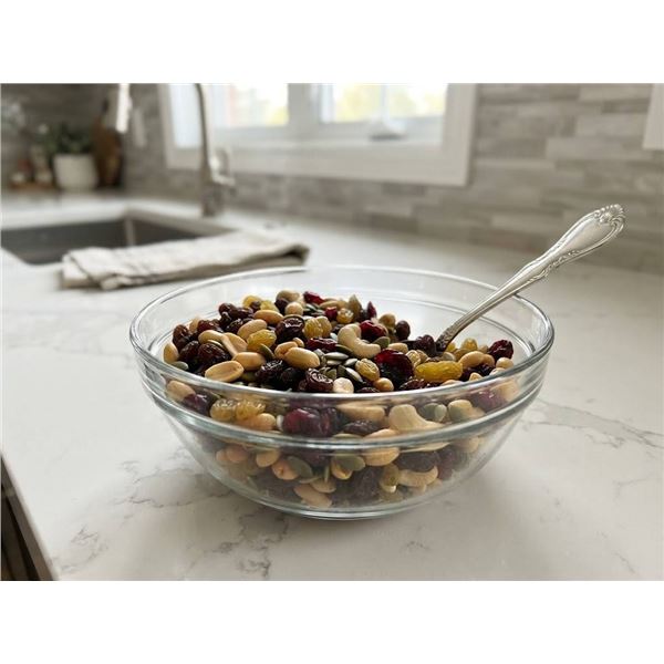 Planters Cranberry Cocktail Trail Mix 12x100g