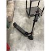 Image 4 : Black Folding Electric Kick Scooter