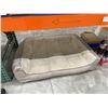 Image 2 : Kirkland Signature Pet Bed 116x89x30 cm