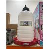 Image 2 : Farm-Tuff 7 Gallon Poultry Game Bird Waterer