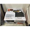 Image 2 : Blackstone 22" Tabletop Griddle with Hood
