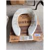 Image 1 : Centoco Solid Plastic Toilet Seat Open Front