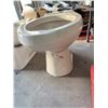 Image 3 : American Standard Toilet Bowl 13.2 Lpf 3.5 Gpf
