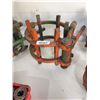 Image 1 : 8" Heavy Duty Iron Pipe Clamp Assembly