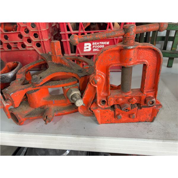 Lot of RIDGID Pipe Threading Tool and Clamp Set