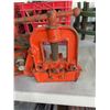 Image 3 : Lot of RIDGID Pipe Threading Tool and Clamp Set