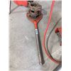 Image 1 : Manual Pipe Threader With Handle, 28 Inch
