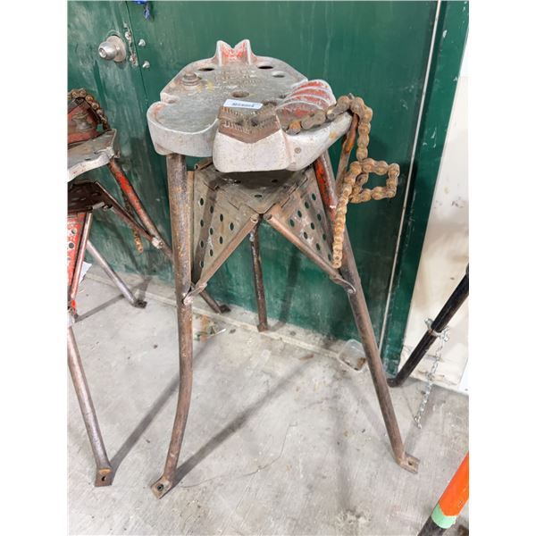RIDGID No. 450 Tri-Stand with Pipe Vise
