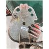Image 4 : RIDGID No. 450 Tri-Stand with Pipe Vise