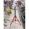 Image 1 : Ridgid Pipe Stand Adjustable V-Head Tripod