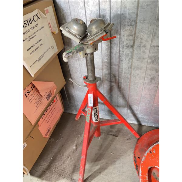 RIDGID Adjustable Pipe Stand Red Steel