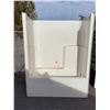Image 1 : HTC White Fibreglass Right Hand Drain Bathtub Insert 60x80in
