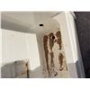 Image 3 : HTC White Fibreglass Right Hand Drain Bathtub Insert 60x80in