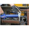 Image 1 : Lincoln 1134 Pistol Grip Grease Gun