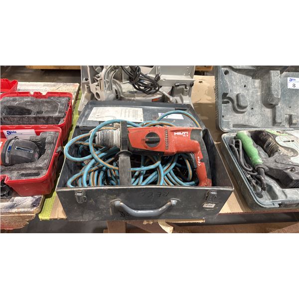 HILTI TE 2 ELECTRIC ROTARY HAMMER DRILL IN HARD TRANSPORT CASE WITH EXTENSION CORD