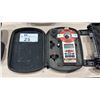 Image 1 : BLACK & DECKER BULLSEYE AUTO-LEVELING LASER WITH 3-IN-1 STUD FINDER IN CASE