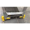 Image 3 : GORILLA LADDERS FOLDING WORK PLATFORM- 375LB CAPACITY