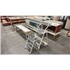 Image 1 : 2 FOLDING STEP LADDERS