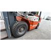 Image 12 : HELI CPCD25 K-SERIES 2500LB CAPACITY DIESEL FORKLIFT WITH PNEUMATIC TIRES, 48" FORKS, 2 STAGE MAST