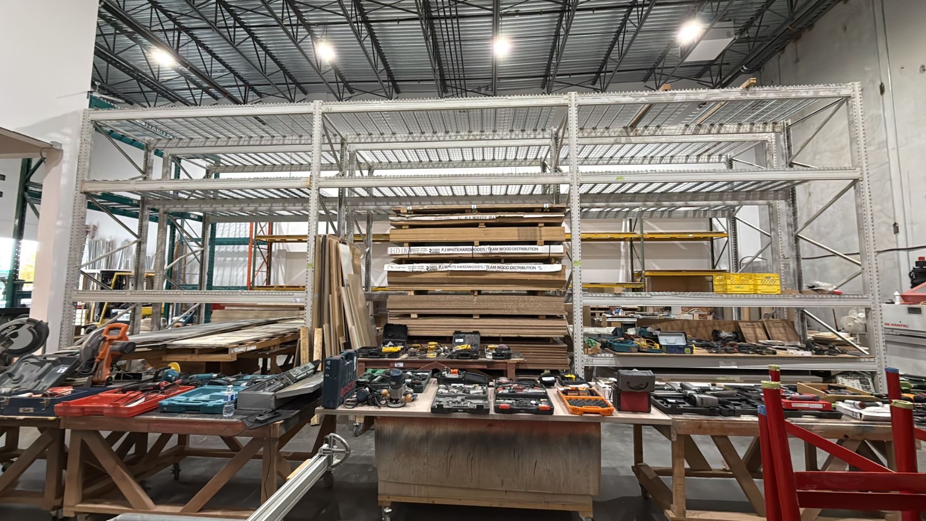 SINGLE BAY OF BLUE PALLET RACKING WITH MESH DECKING-(2) 16' UPRIGHTS ...
