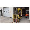 Image 2 : HYSTER E60XM-33 YELLOW ELECTRIC FORKLIFT WITH 42" FORKS, SIDE SHIFT, 3 STAGE MAST, 760 HOURS,