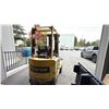 Image 4 : HYSTER E60XM-33 YELLOW ELECTRIC FORKLIFT WITH 42" FORKS, SIDE SHIFT, 3 STAGE MAST, 760 HOURS,