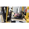 Image 8 : HYSTER E60XM-33 YELLOW ELECTRIC FORKLIFT WITH 42" FORKS, SIDE SHIFT, 3 STAGE MAST, 760 HOURS,