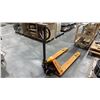 Image 3 : HU-LIFT YELLOW INDUSTRIAL PALLET JACK