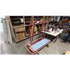 Image 2 : RED METAL PANEL/MATERIAL CART