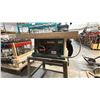 Image 2 : MAKITA 2703 PORTABLE 10" TABLE SAW ON STAND