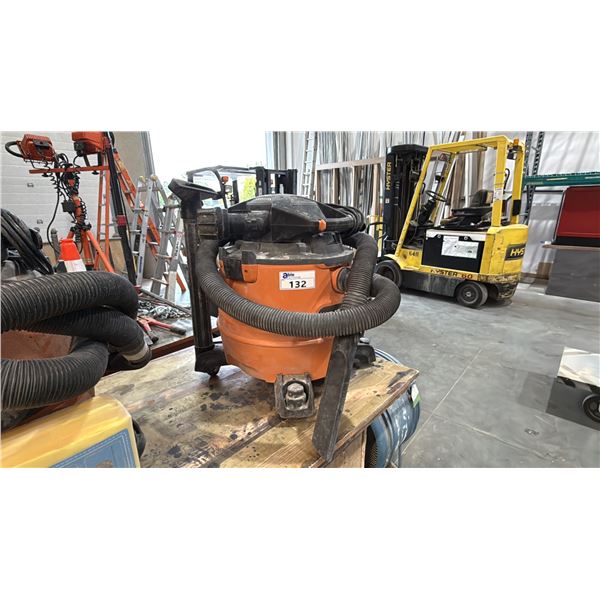 RIDGID HEAVY DUTY SHOP VAC WITH HOSE & ATTACHMENTS