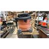 Image 2 : RIDGID HEAVY DUTY SHOP VAC WITH HOSE & ATTACHMENTS