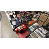 Image 2 : HOMELITE SUPER 2 SL GAS POWERED CHAINSAW