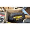 Image 2 : DEWALT JUMP STARTER & DIGITAL AIR COMPRESSOR