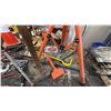 Image 4 : WORK LIGHTS, LIFTING CHAIN, PRY BARS, BOLT CUTTERS, SAW BLADES, PYLONS & MORE