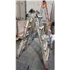 Image 2 : FEATHERLITE JLT22 HEAVY DUTY ADJUSTABLE TELESCOPIC LADDER